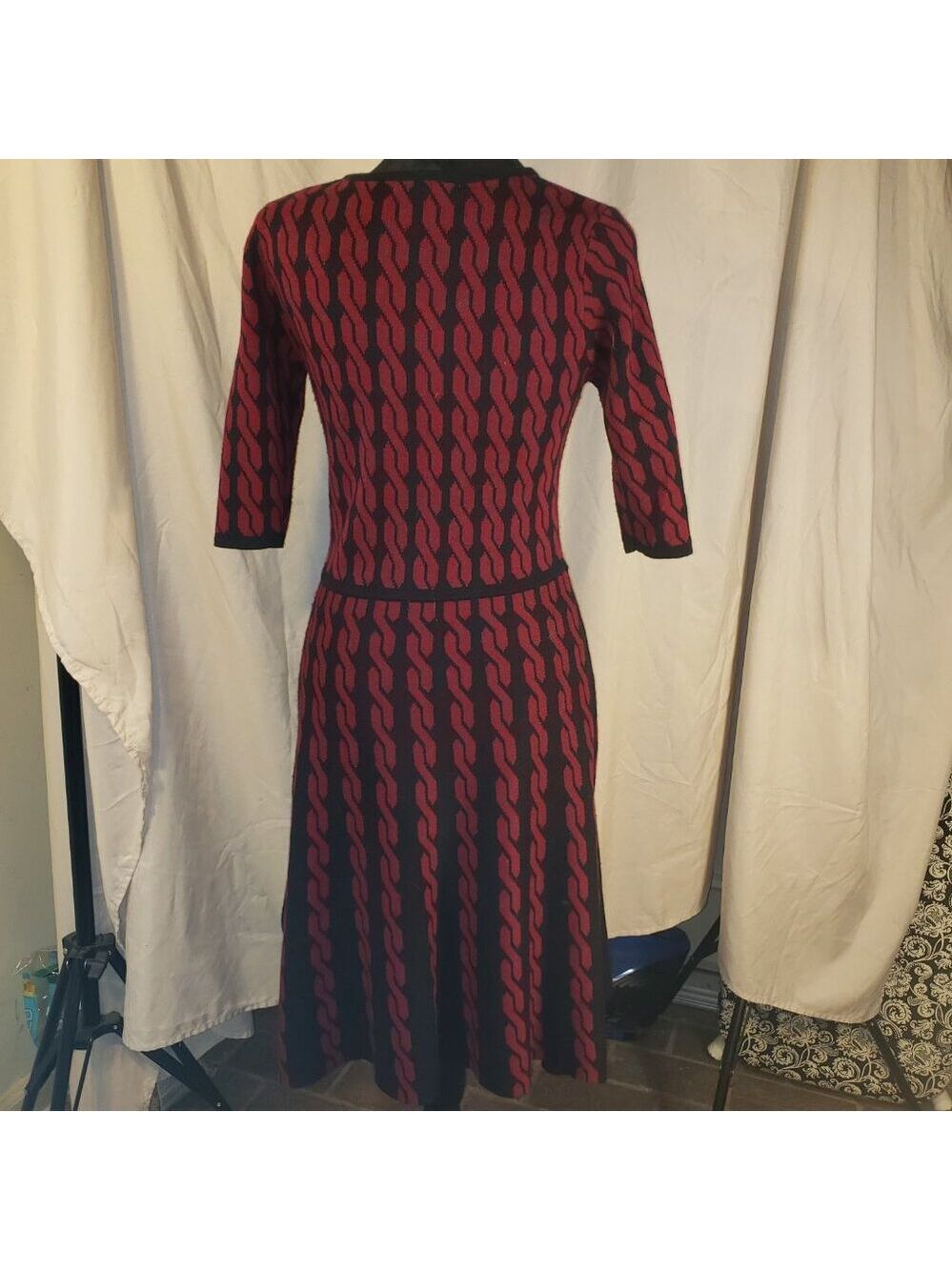 Sandra Darren Red & Black Knit Dress - S - Picture 3 of 4